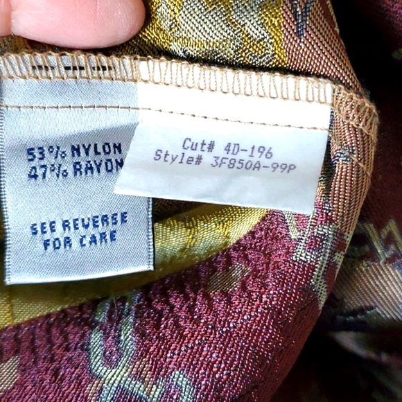 AKS Amy K Su Button Down Patchwork Floral Print Metallic Blouse Size 2X - Picture 16 of 17